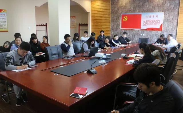 順旅集團狠抓陣地建設，打造黨建文化長廊