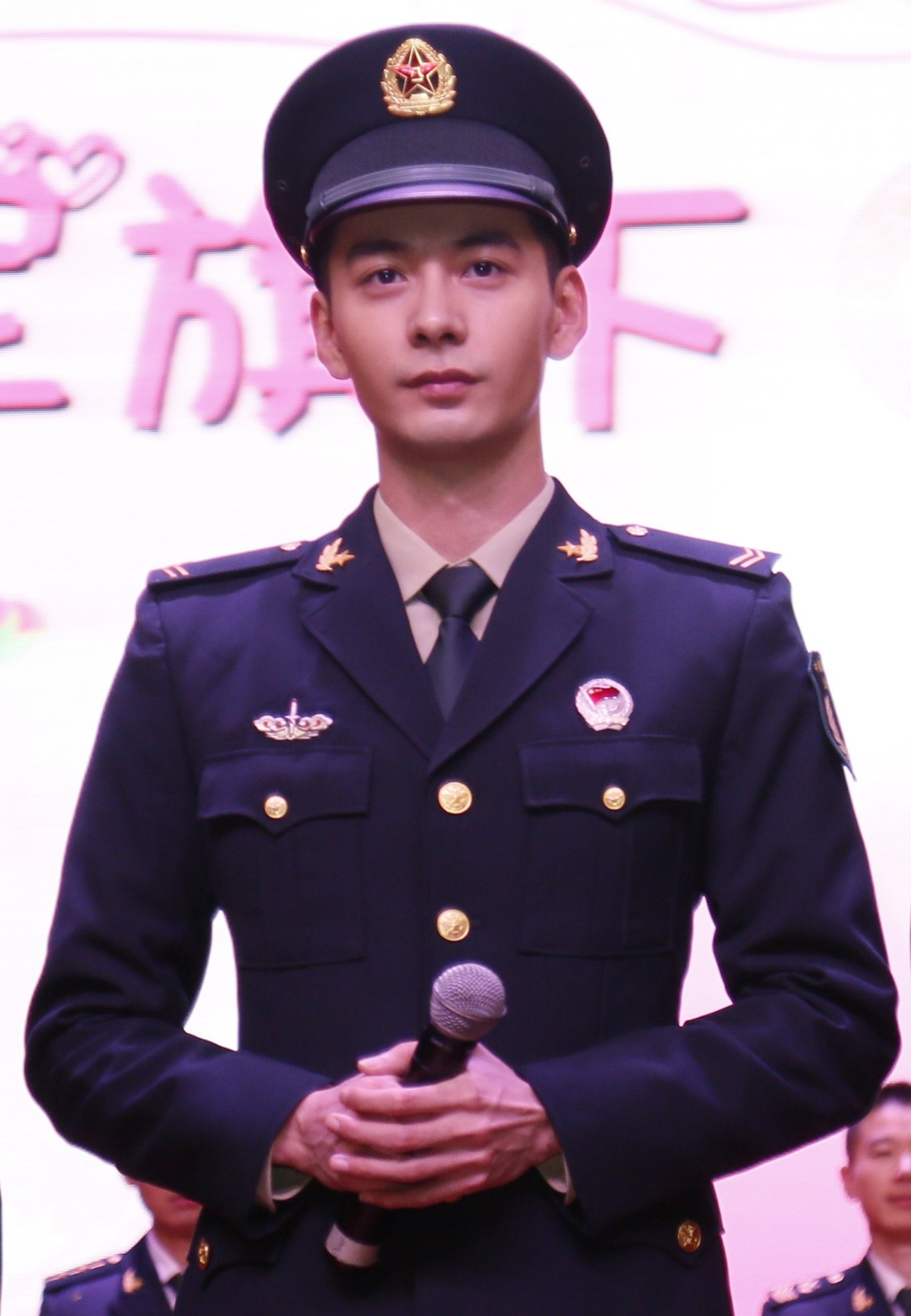 廣電慶祝建黨100周年，李易峰《號手就位》及其他21部劇獻禮