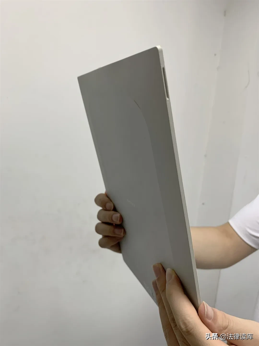 司法機關的無紙化辦案：利也，弊也？