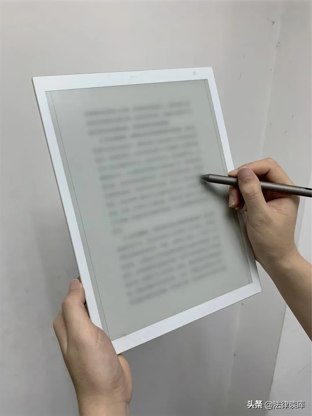 司法機關的無紙化辦案：利也，弊也？